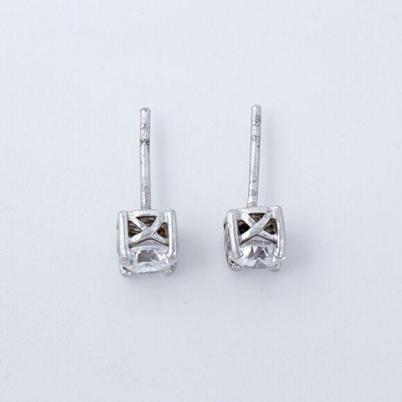 Vintage Sterling Silver 925 5mm Cubic Zirconia Stud Earrings - Picture 3 of 6